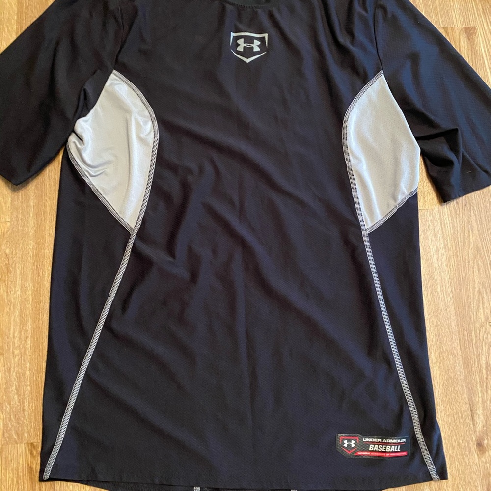 *LAST CHANCE* Men’s Under Armour Heat Gear Baseball shirt